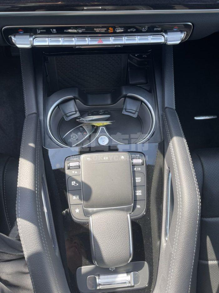 ee3b45f83eaa8fa80e022d5370ca301a