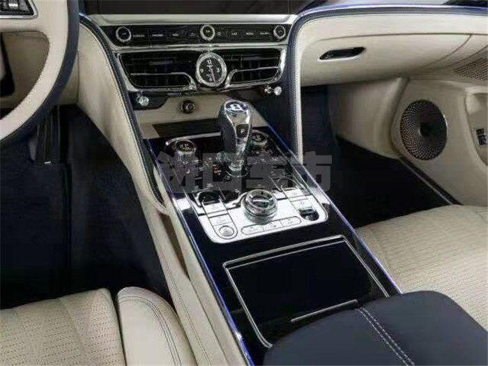 a1e043c69292bb111b619084b4fc3402